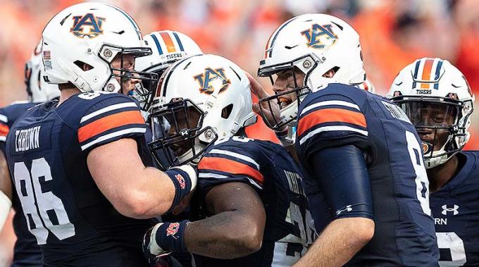 Auburn Tigers vs. Mississippi State Bulldogs at Jordan-Hare Stadium